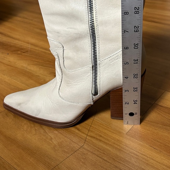 Franco Sarto Cream Heeled Boots Modern Western Design - Picture 13 of 13